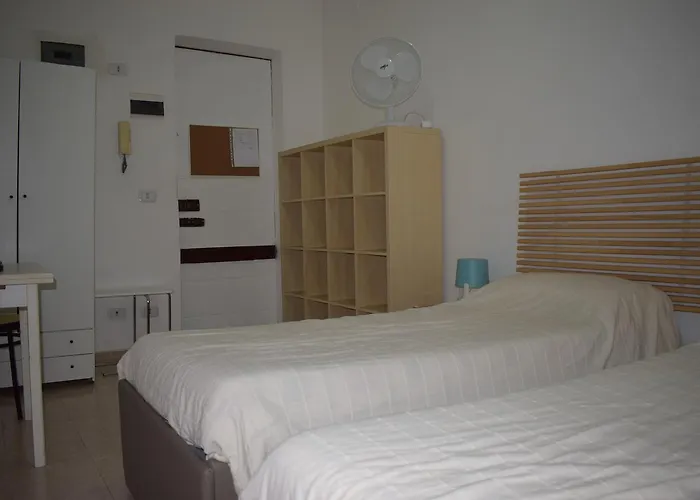 Sandy Hotel